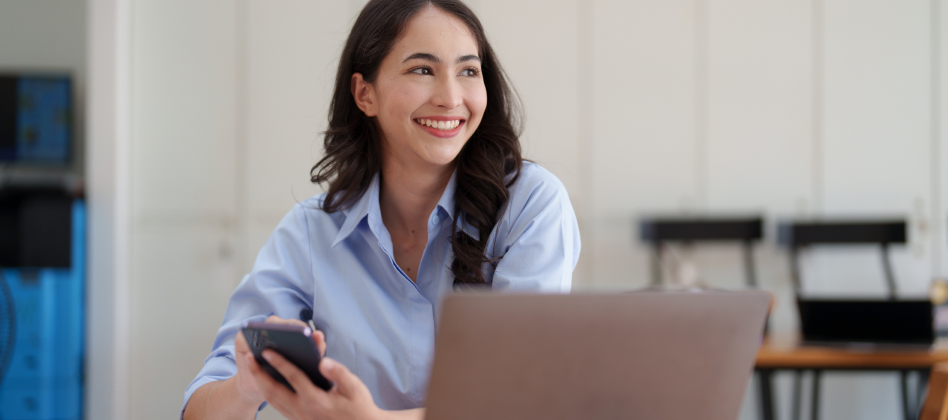 beautiful-businesswoman-completes-kyc-using-an-onl-2023-06-29-20-46-59-utc 1